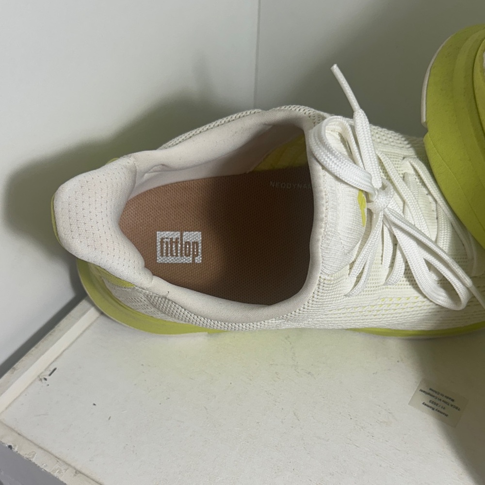 Fitflop Women's White and light green Sneakers